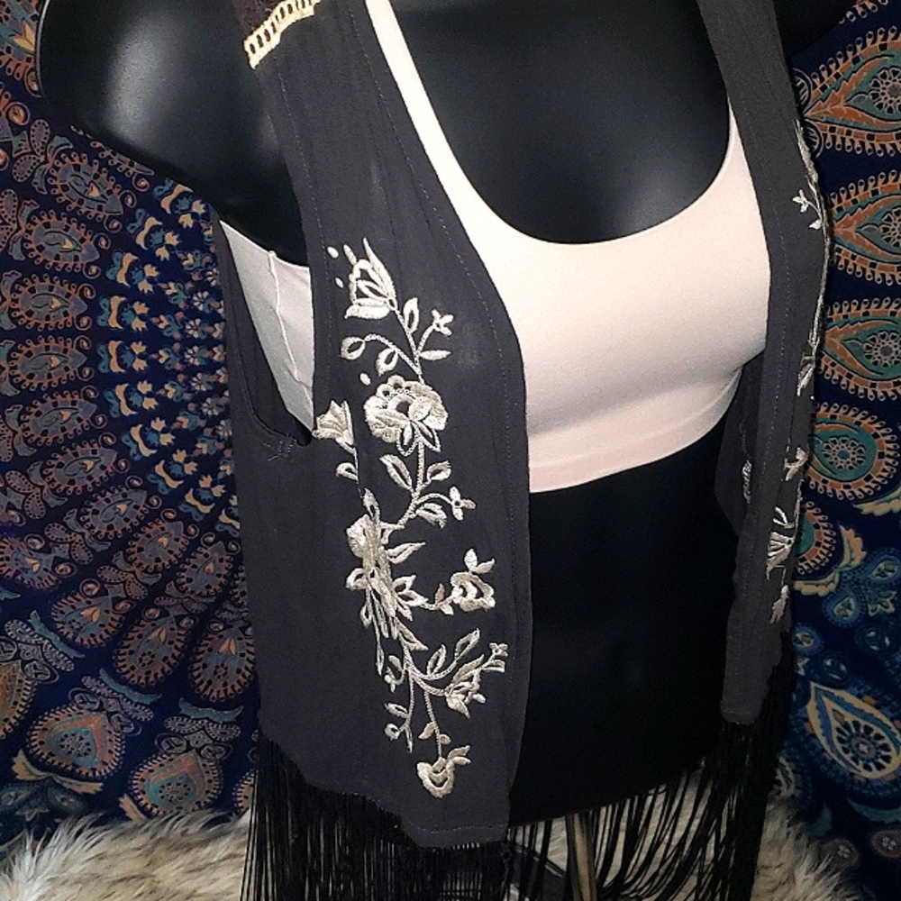 Vest w/long fringe from BKE size S w/BNWT sports bra, sold together or not